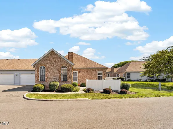 2224 Fox Run Cir #6-24, Findlay, OH 45840