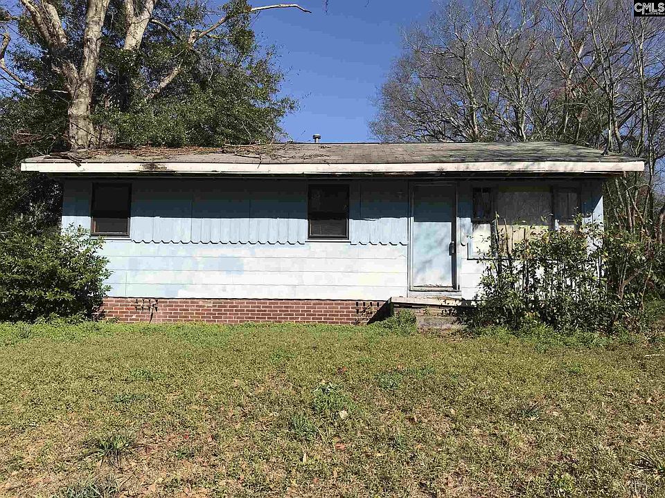 2nd image of 173 Whiteside Cir