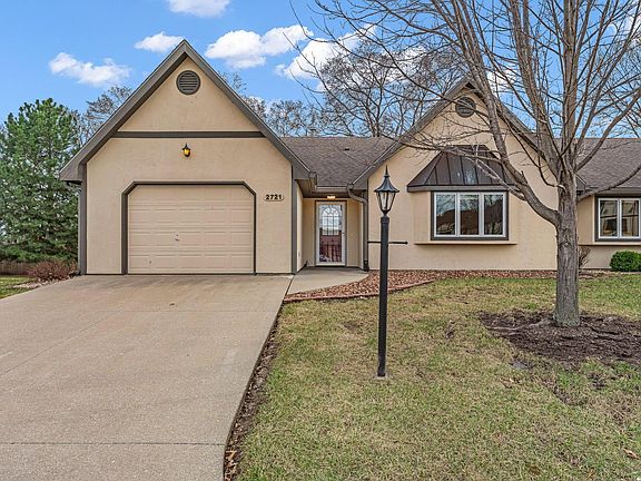 2nd image of 2721 Chipperfield Rd