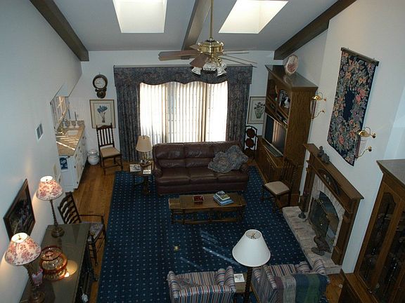 5th image of 14 Tartan Lakes Dr