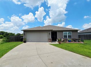 2801 Lariat Ln, Claremore, OK 74017