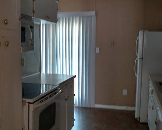 5th image of 2402 Mountain Ave