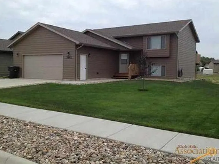 3492 Knuckleduster Rd — Photo 1