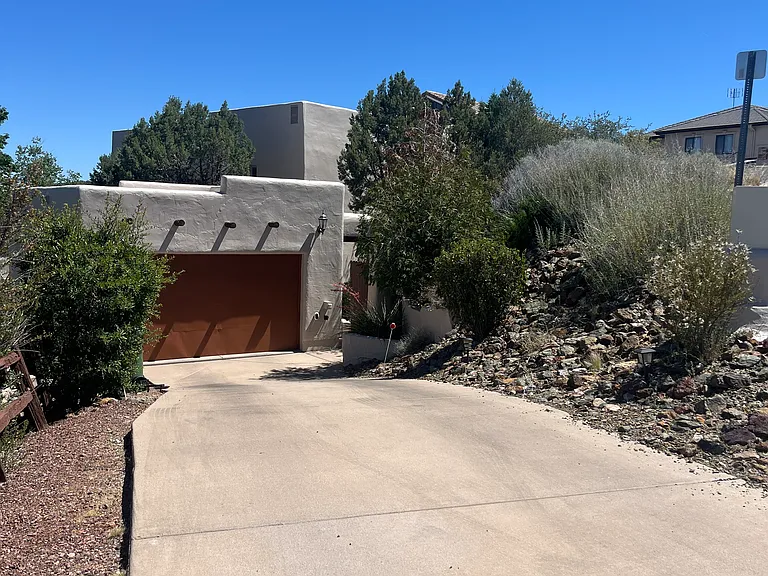 Candlewood Ln — Photo 5
