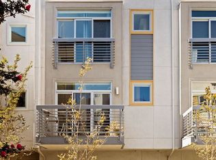 2753 Waverly Dr APT 1003, Los Angeles, CA 90039