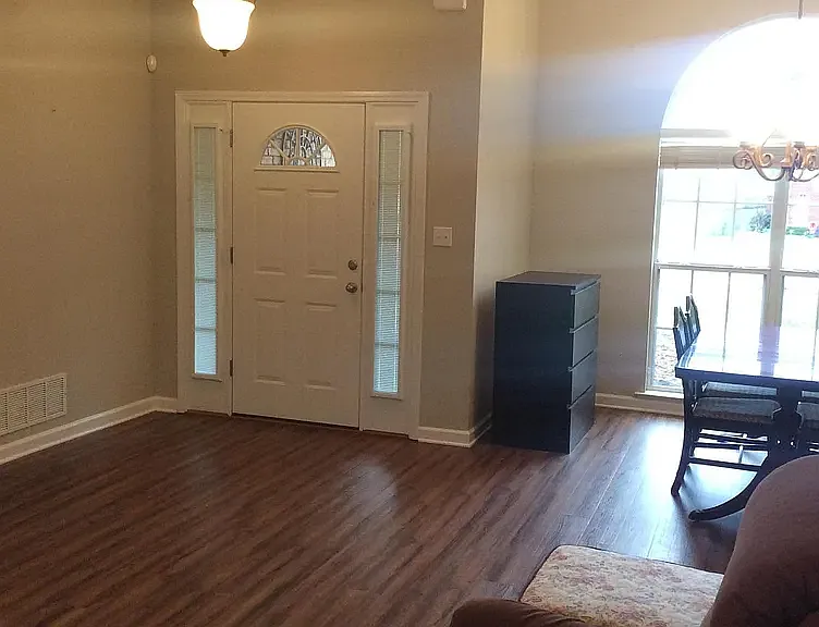 81 Lyla Cv — Photo 2