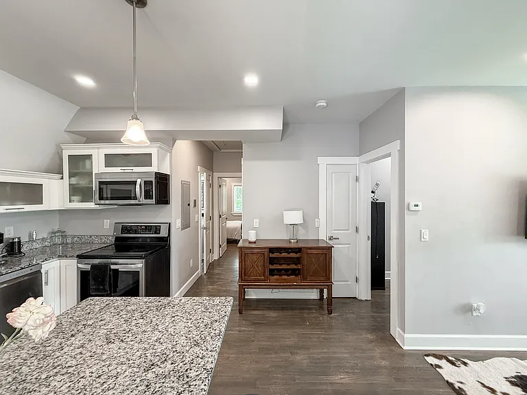 468 Salem St #4 — Photo 9