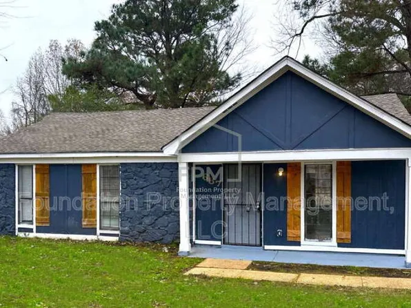 687 Creekstone Cir, Memphis, TN 38127