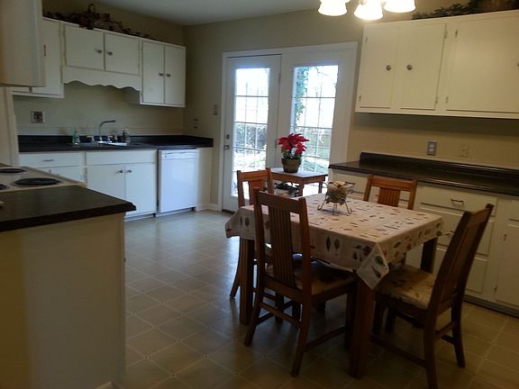 table to stay with all appli