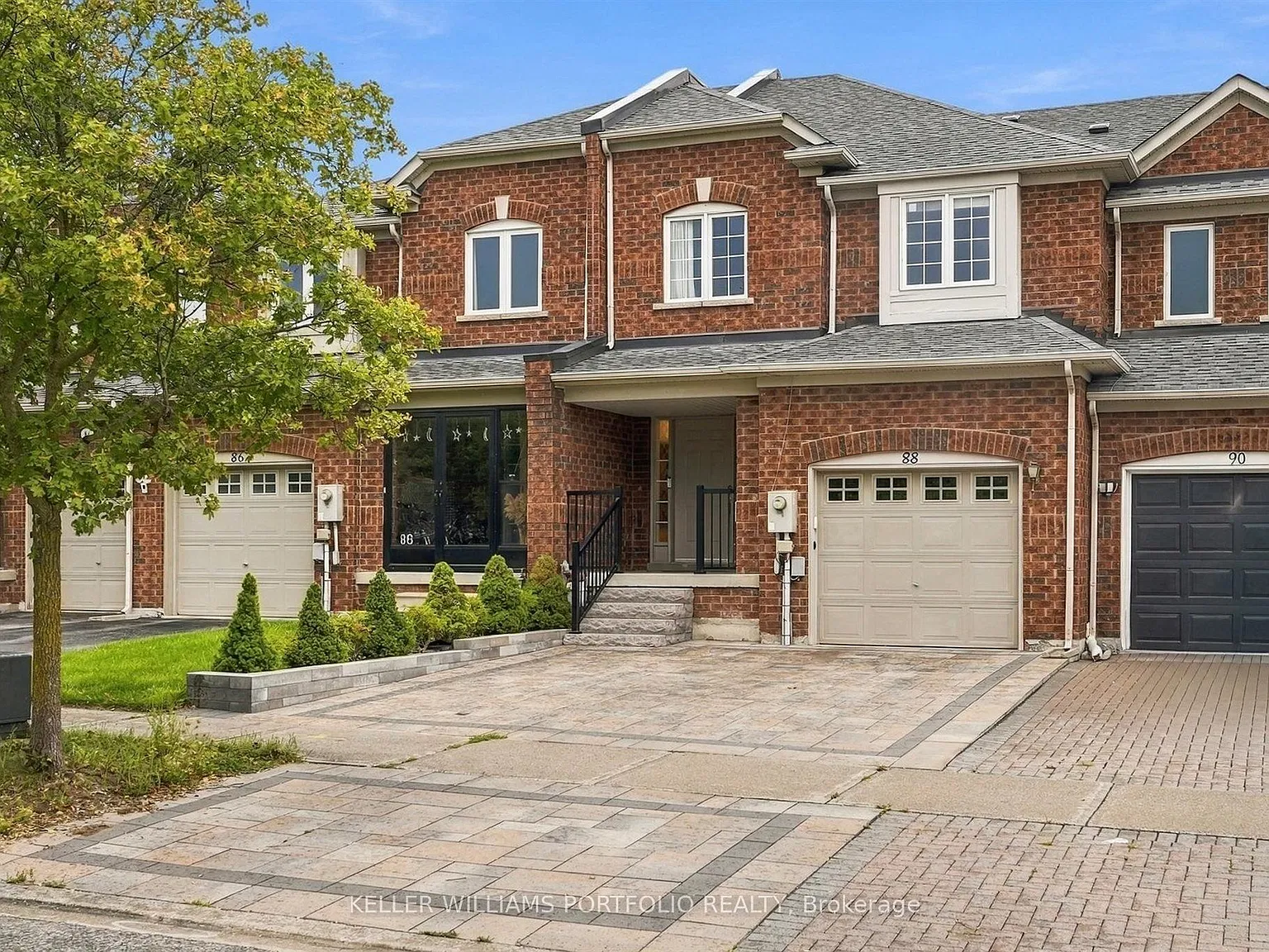 4 bed, $3,800 — Photo 2