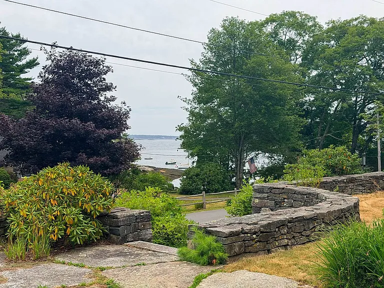 121 Old Schoolhouse Rd — Photo 17