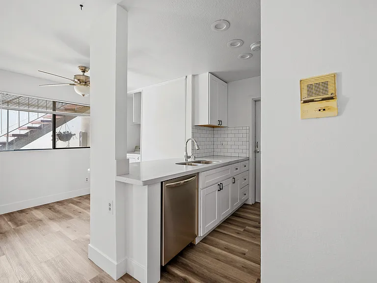 4114 Ohio St #103 — Photo 12