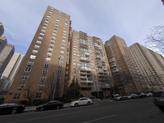 5th image of 303 W 66th St APT 3LW