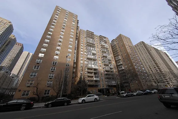 Sold by Corcoran | media 8