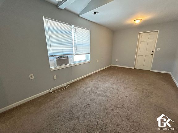 4th image of 2961 Prynne St APT 5