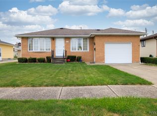 62 Joanne Ln, Cheektowaga, NY 14227