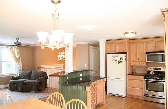 2nd image of 53 Ontario Dr
