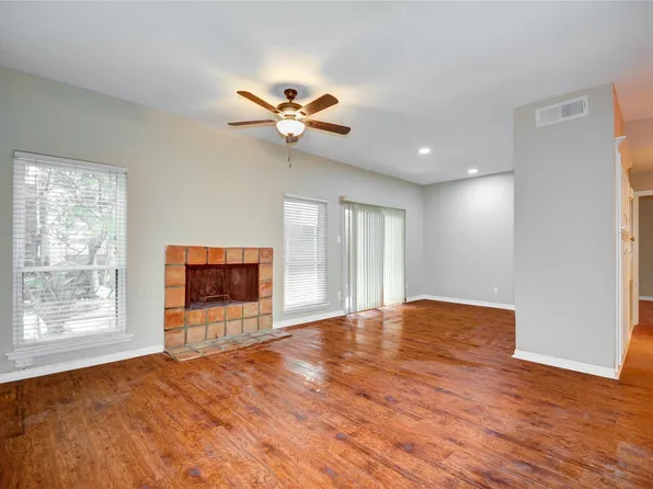 1818 Augusta Dr APT 11, Houston, TX 77057