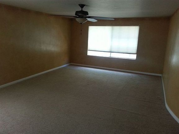 5th image of 2713 Duck Pond Ct