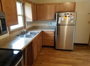 103 S Riverside Dr, Ames, IA 50010