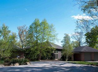 13 Sunset Dr, Huntington, WV 25701