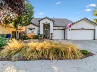 802 Hanson Ave, Clovis, CA 93611