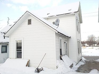 2nd image of 46 W Miller Ave