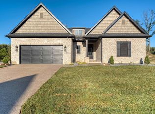 1575 Firefly Cv, Boonville, IN 47601