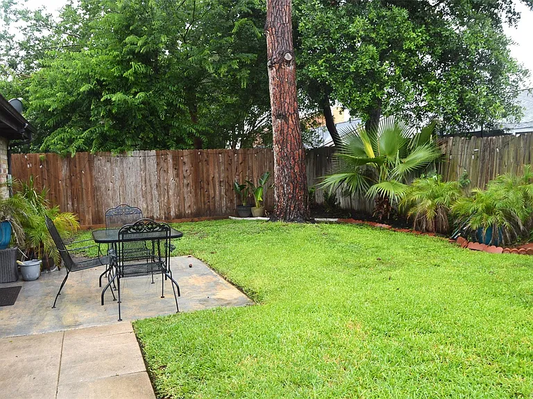 20010 Fort Bowie Ct — Photo 23