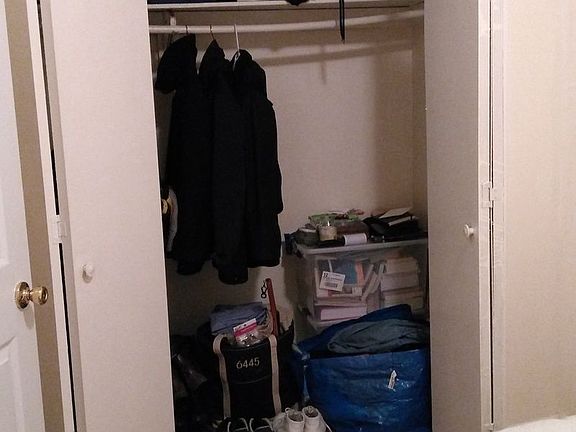 4th image of 343 Howard Ave APT 4A