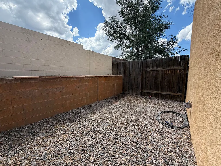 4516 Holiday Breeze Pl NE — Photo 14