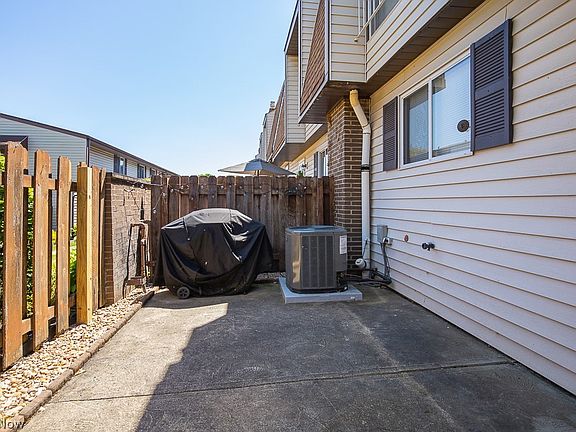 3rd image of 6464 Concord Dr
