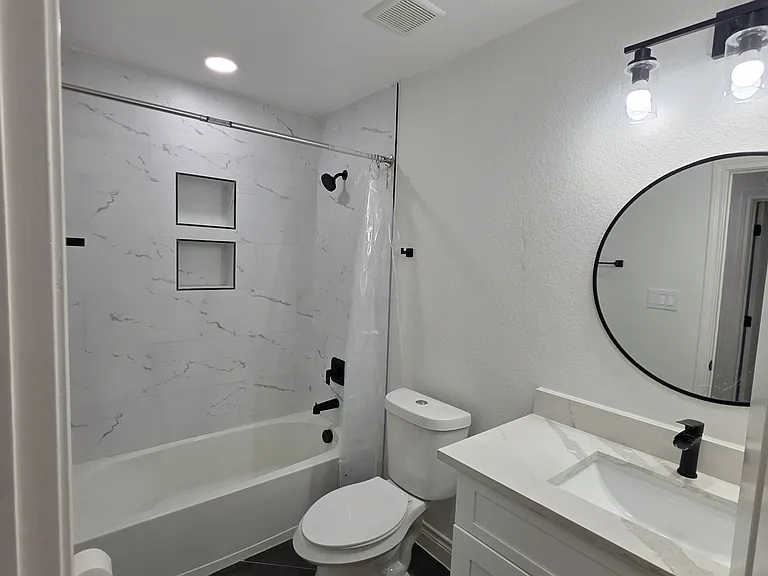 105 N Creek Dr #A/B — Photo 17