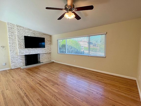 3rd image of 7425 Orien Ave