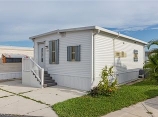 11620 Blue Warbler Dr, Fort Myers, FL 33908