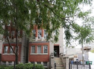 1341 W Roscoe St APT 1, Chicago, IL 60657