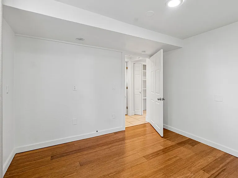 1837 S 263rd Pl — Photo 19