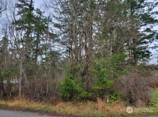 5 E Shipping View Dr, Freeland, WA 98249