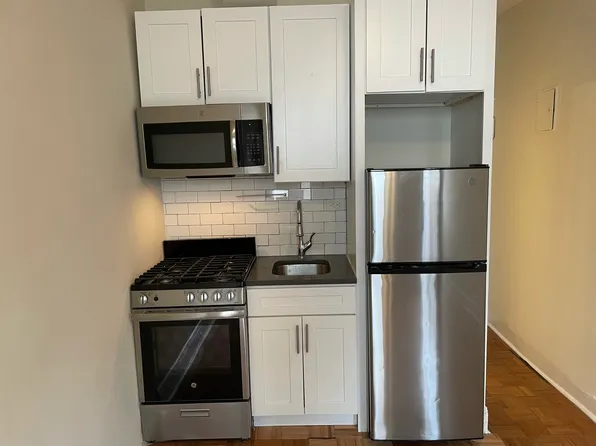 589 1st Avenue image 1 of 6