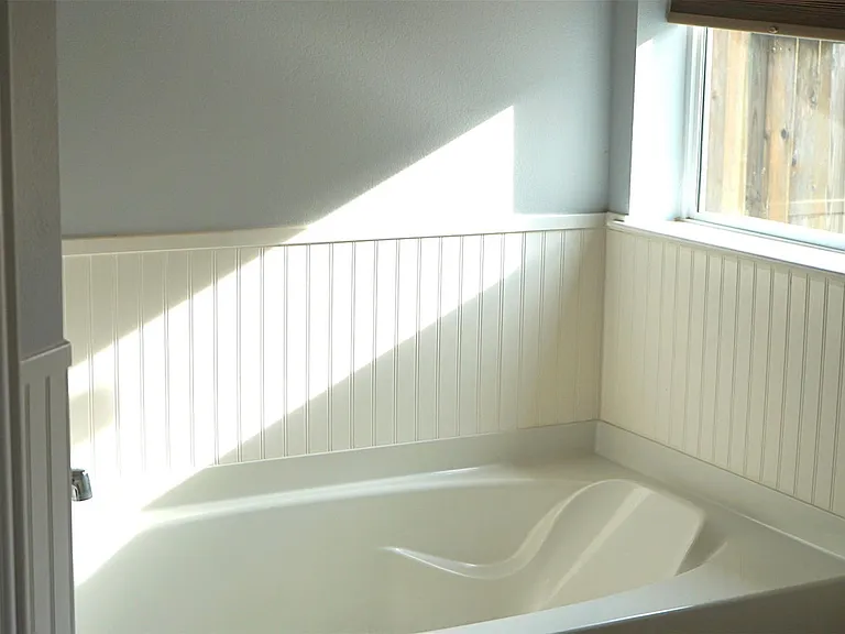 10710 Barker View Dr — Photo 15