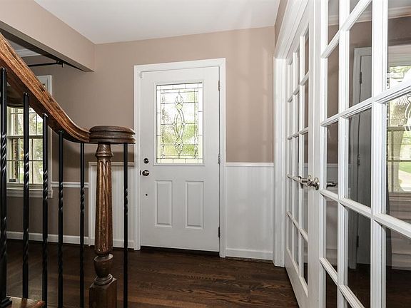 4th image of 7753 Glenover Dr