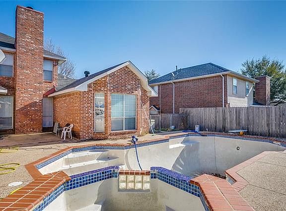 5th image of 1513 Mockingbird Ln