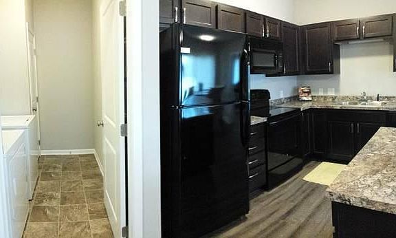 4th image of 10509 Dorset Dr #7