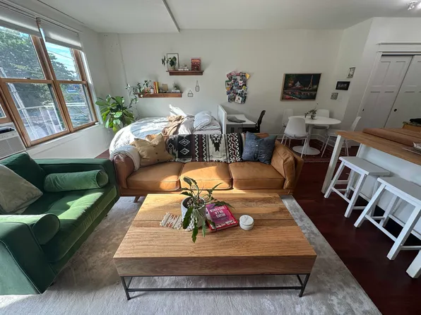 2920 Eastlake Ave E, Seattle, WA