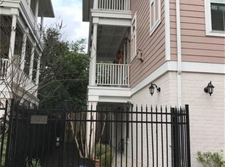 208 Hawthorne St #B, Houston, TX 77006