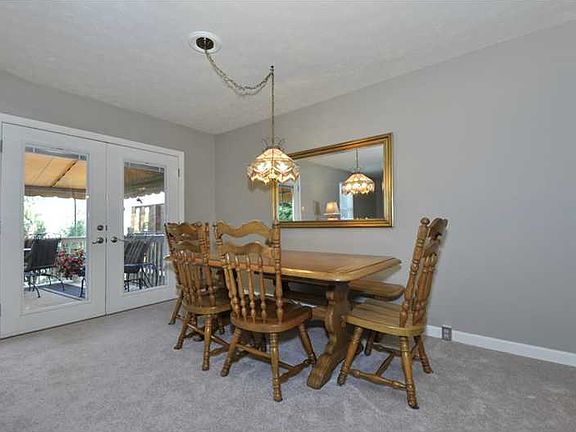 4th image of 1466 Yorktown Dr