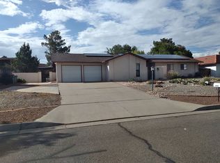 3603 Oakmount Dr SE #2, Rio Rancho, NM 87124