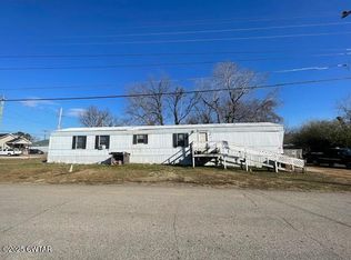 251 Reeves St, Lexington, TN 38351