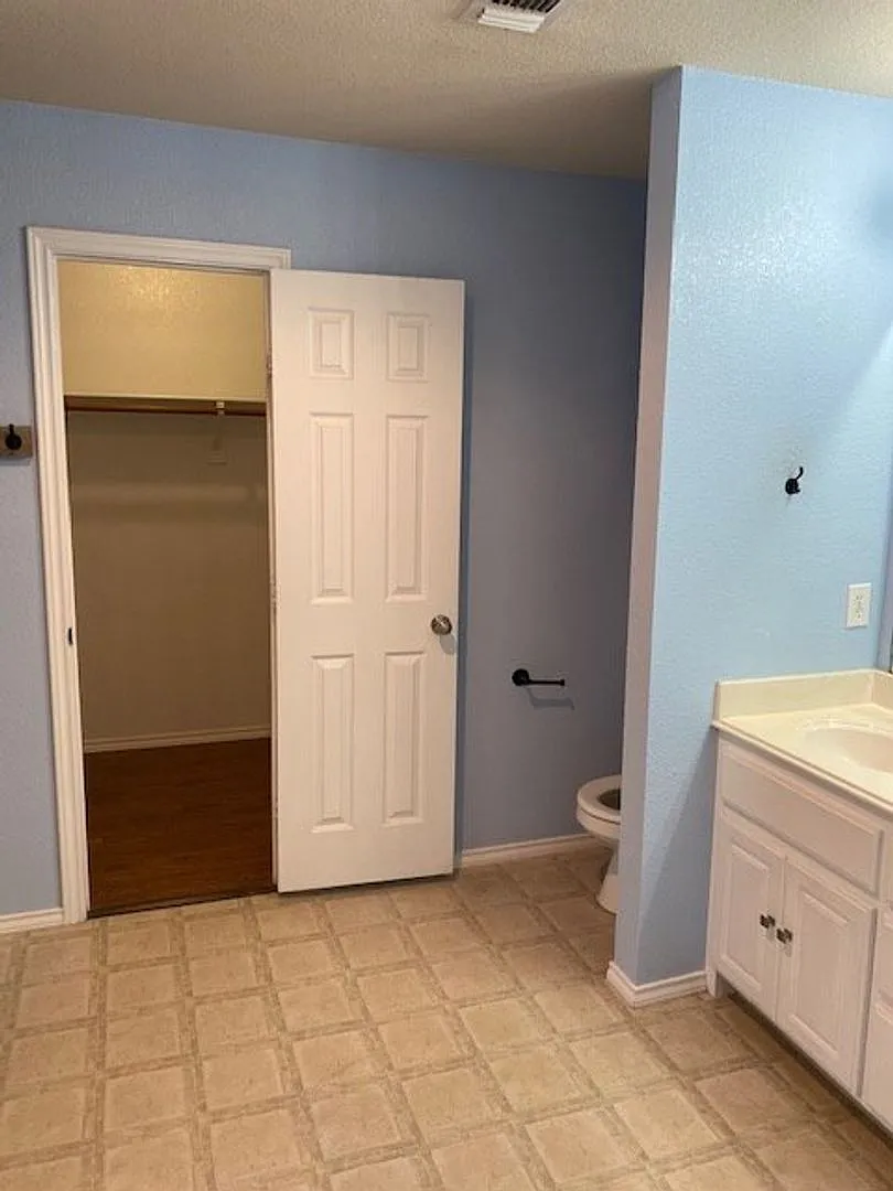 Charming home — Photo 3