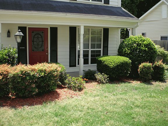 2nd image of 1264 Shelton Way